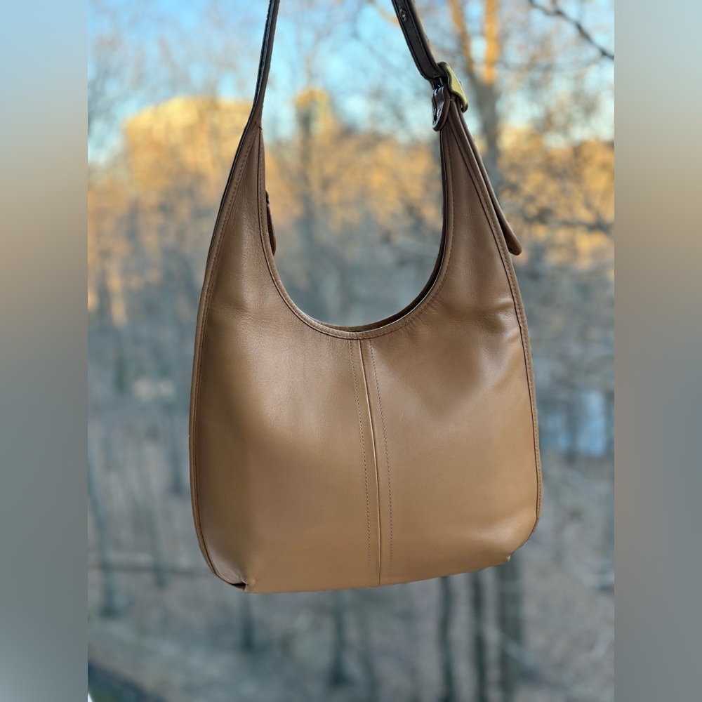Coach Ergo 33 | Glovetanned Leather | Great Condition | 2022 Archive Re-Edition - Picture 7 of 15